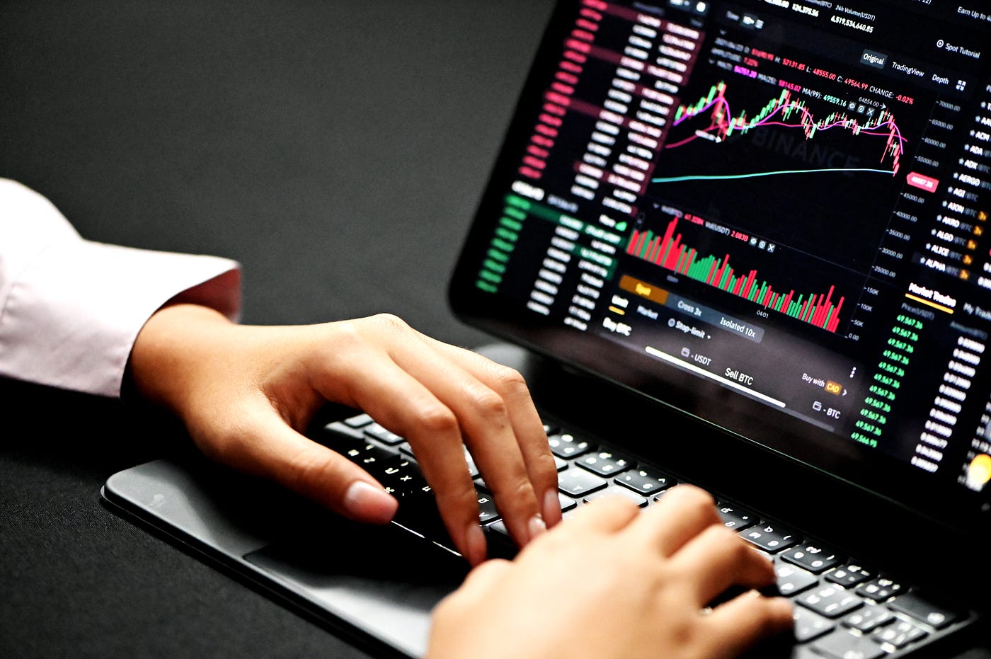Trading Discricionário vs Trading Sistemático: A Ciência Por Trás da Escolha Certa